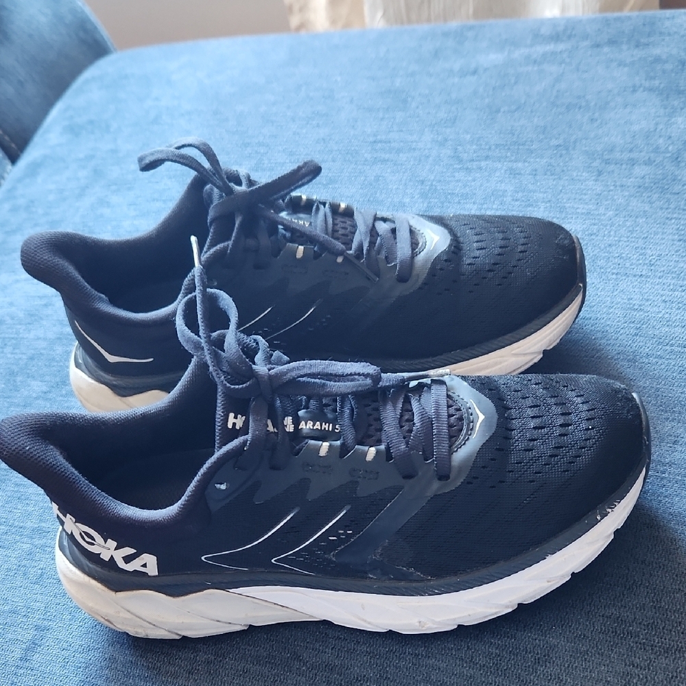 Hoka One One ARAHI 5 Black Running Shoes Sz 7.5